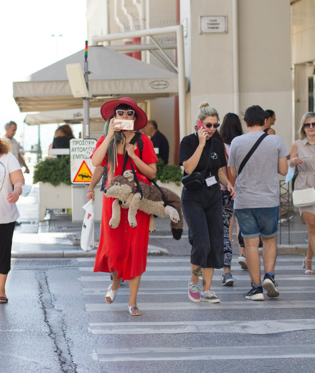 “True friendship comes when the silence between two people is comfortable.” – David&nbsp;Tyson