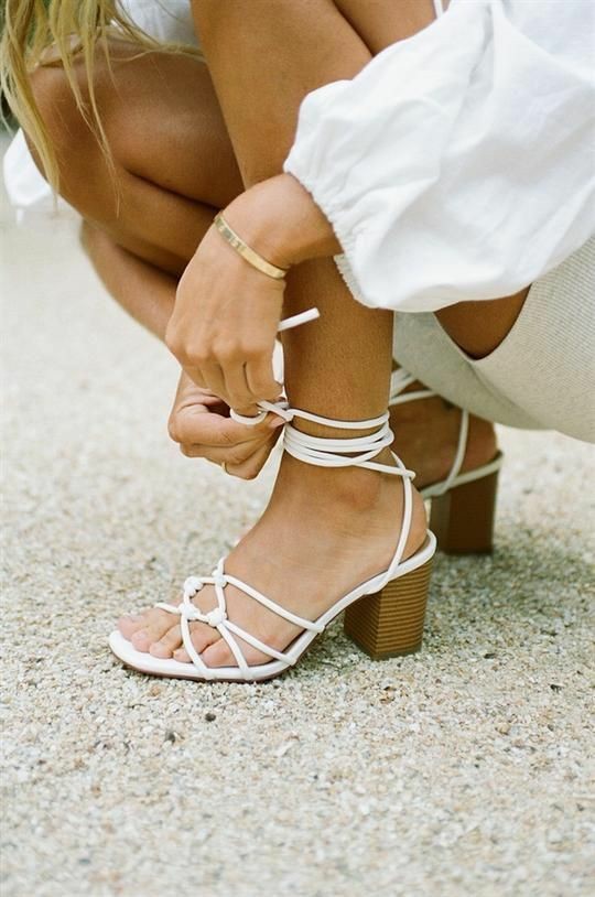 Summer Sandals: 7+1 προτάσεις που είναι game changer για τα πόδια και το στυλ&nbsp;σας!!!
